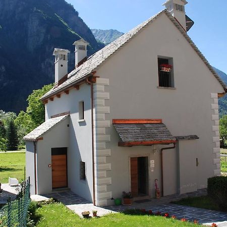 Ferienwohnung Il Borgo Antico Cadarese Exterior foto