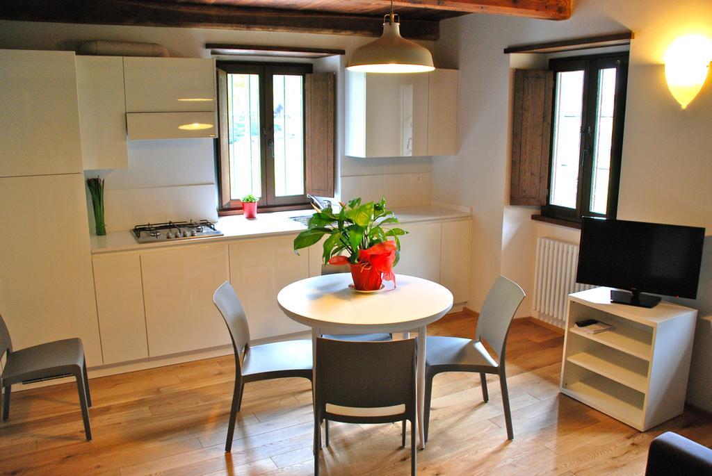 Ferienwohnung Il Borgo Antico Cadarese Exterior foto