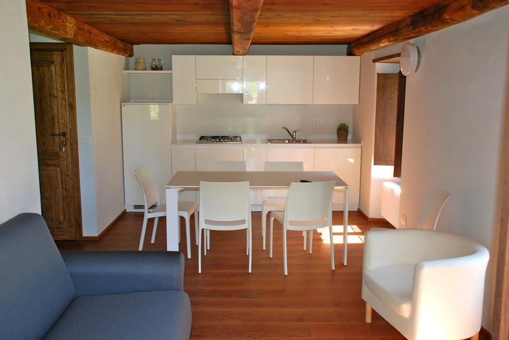 Ferienwohnung Il Borgo Antico Cadarese Exterior foto