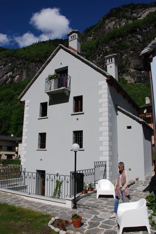 Ferienwohnung Il Borgo Antico Cadarese Exterior foto